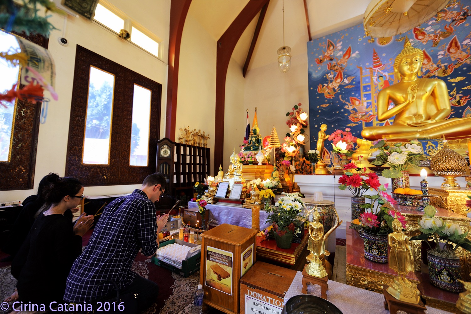 Wat Thai Temple in Los Angeles Prepping for Ceremonies in Honor of King ...